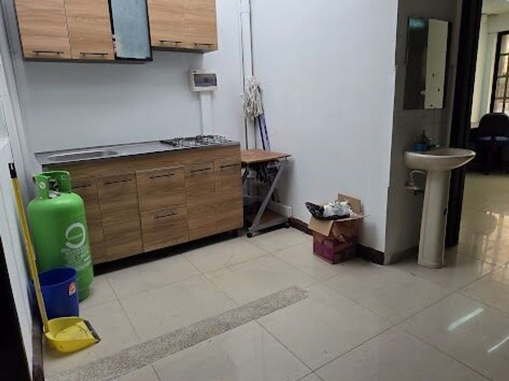 Casa de 6 alcobas en venta en Teusaquillo, Bogotá, 350 m² · foto 6 de 18