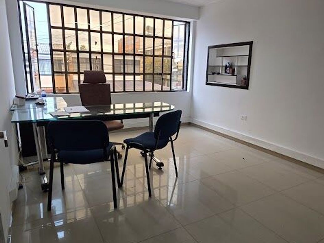 Casa de 6 alcobas en venta en Teusaquillo, Bogotá, 350 m² · foto 4 de 18