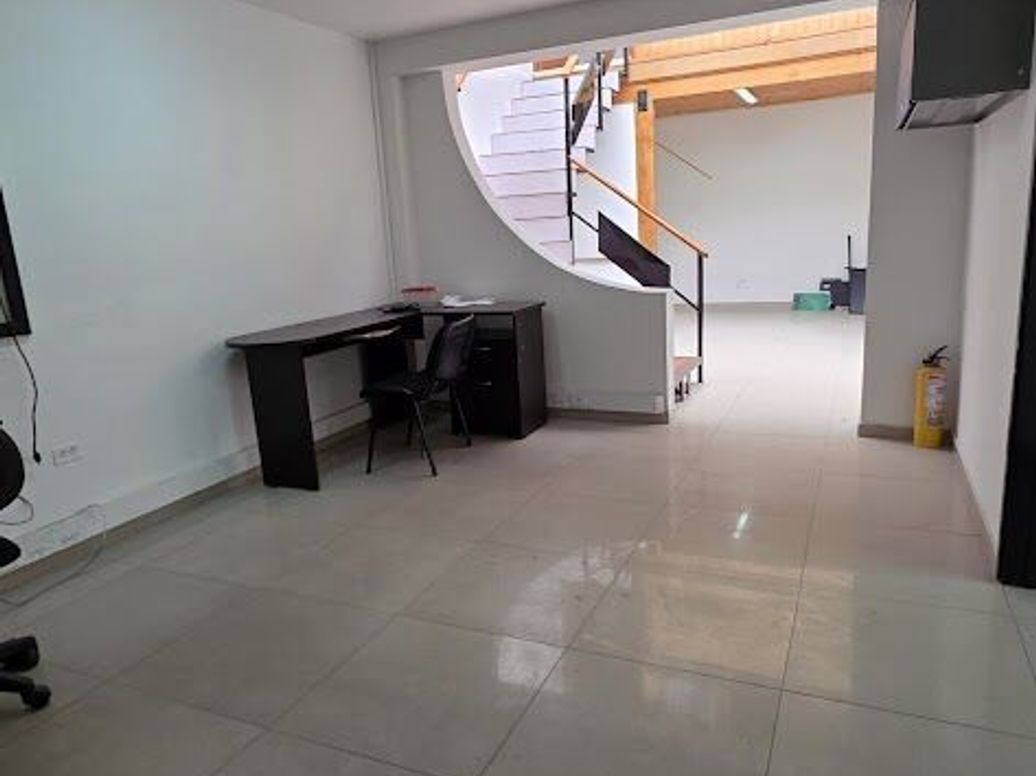 Casa de 6 alcobas en venta en Teusaquillo, Bogotá, 350 m² · foto 11 de 18