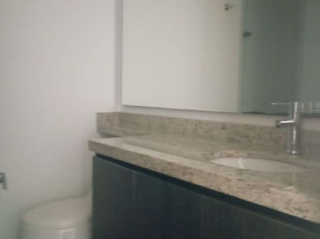 Apartaestudio en venta en Las Nieves, Bogotá, 35 m² · foto 14 de 16