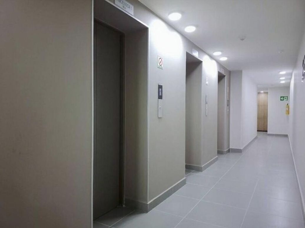 Apartamento de 3 alcobas en venta en A.S.D., Bogotá, 102 m² · foto 2 de 17