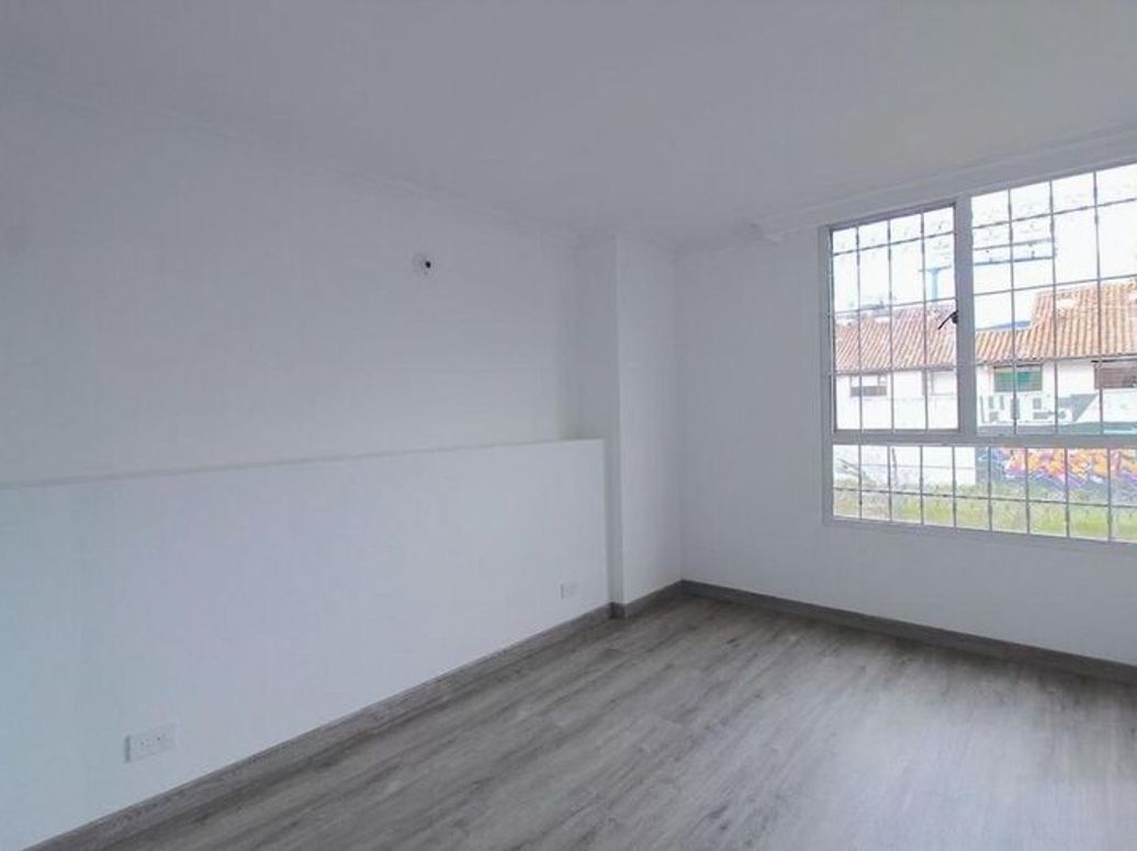 Apartamento de 3 alcobas en venta en El Batan, Bogotá, 130 m² · foto 14 de 14