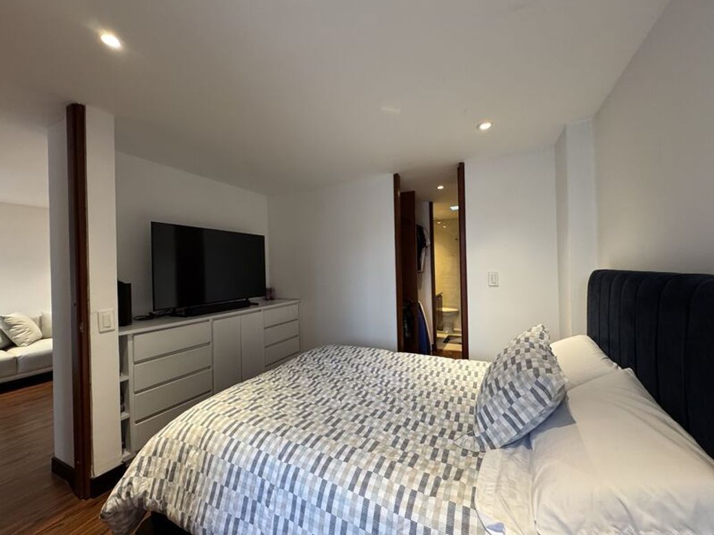 Apartamento de 1 alcoba en venta en Bella Suiza, Bogotá, 74 m² · foto 10 de 15