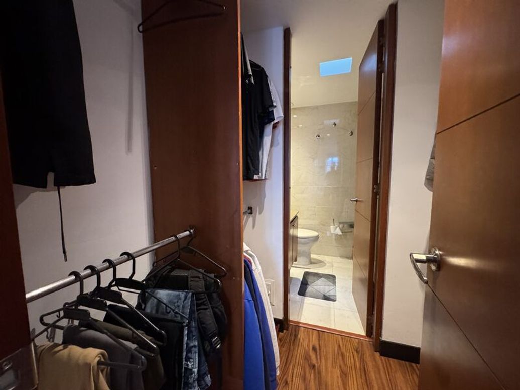Apartamento de 1 alcoba en venta en Bella Suiza, Bogotá, 74 m² · foto 12 de 15