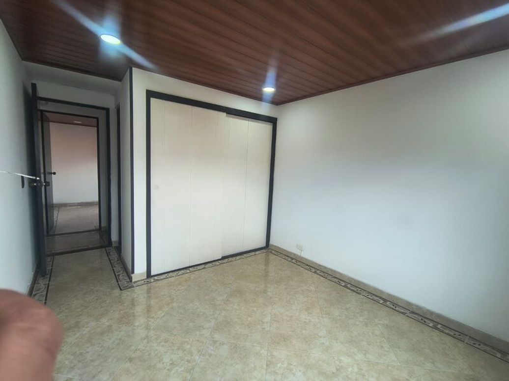 Apartamento de 3 alcobas en venta en Modelia Occidental, Bogotá, 65 m² · foto 12 de 20