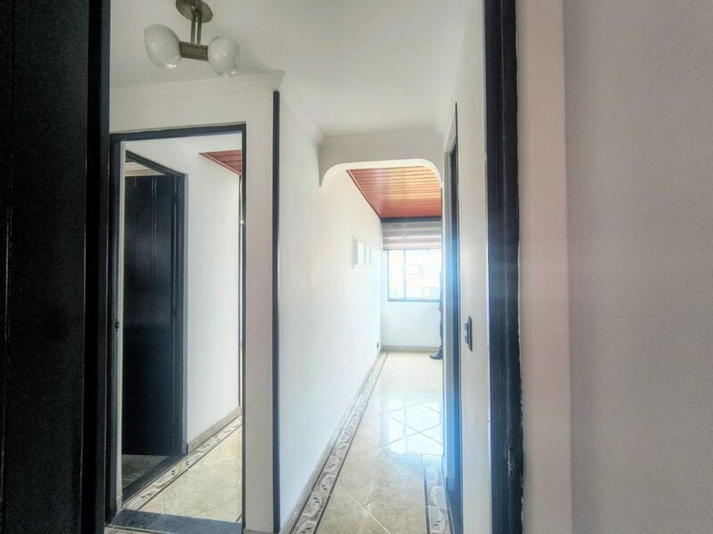 Apartamento de 3 alcobas en venta en Modelia Occidental, Bogotá, 65 m² · foto 8 de 20