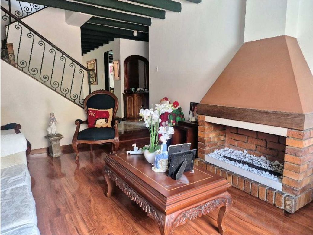 Casa de 4 alcobas en venta en Cedro Narvaez, Bogotá, 190 m² · foto 5 de 20