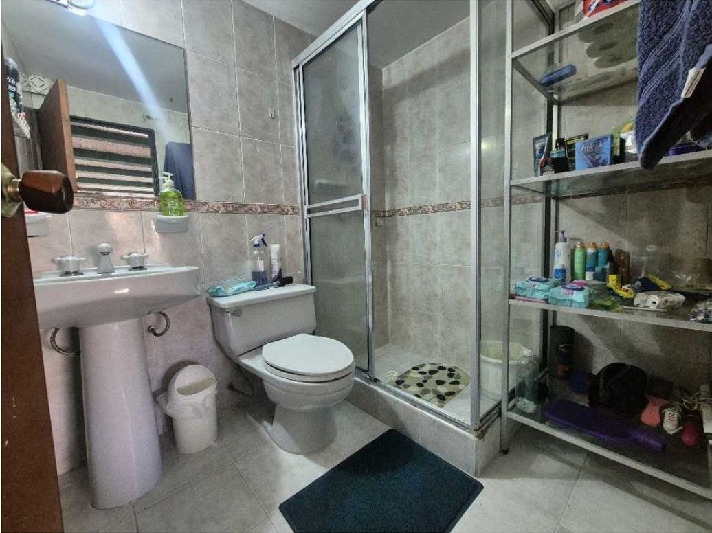 Casa de 4 alcobas en venta en Cedro Narvaez, Bogotá, 190 m² · foto 19 de 20