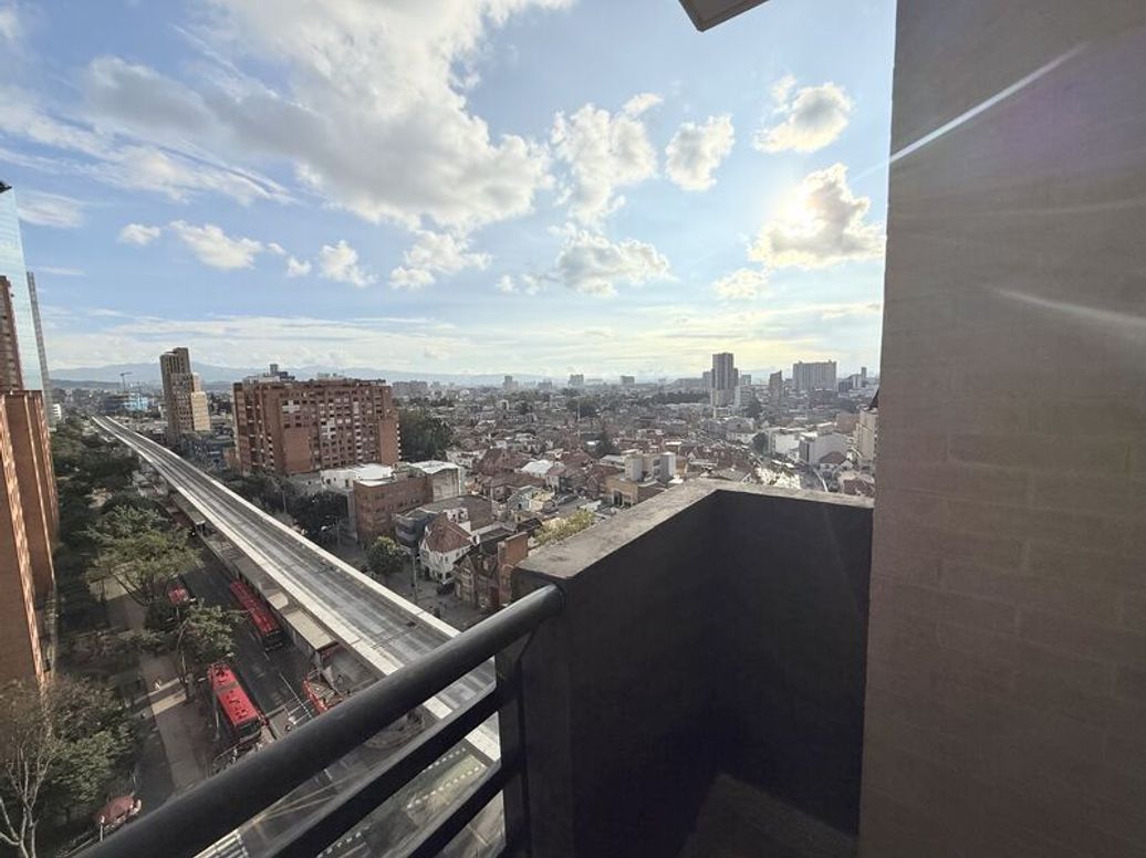 Apartamento de 1 alcoba en venta en Chapinero, Bogotá, 49 m² · foto 4 de 12