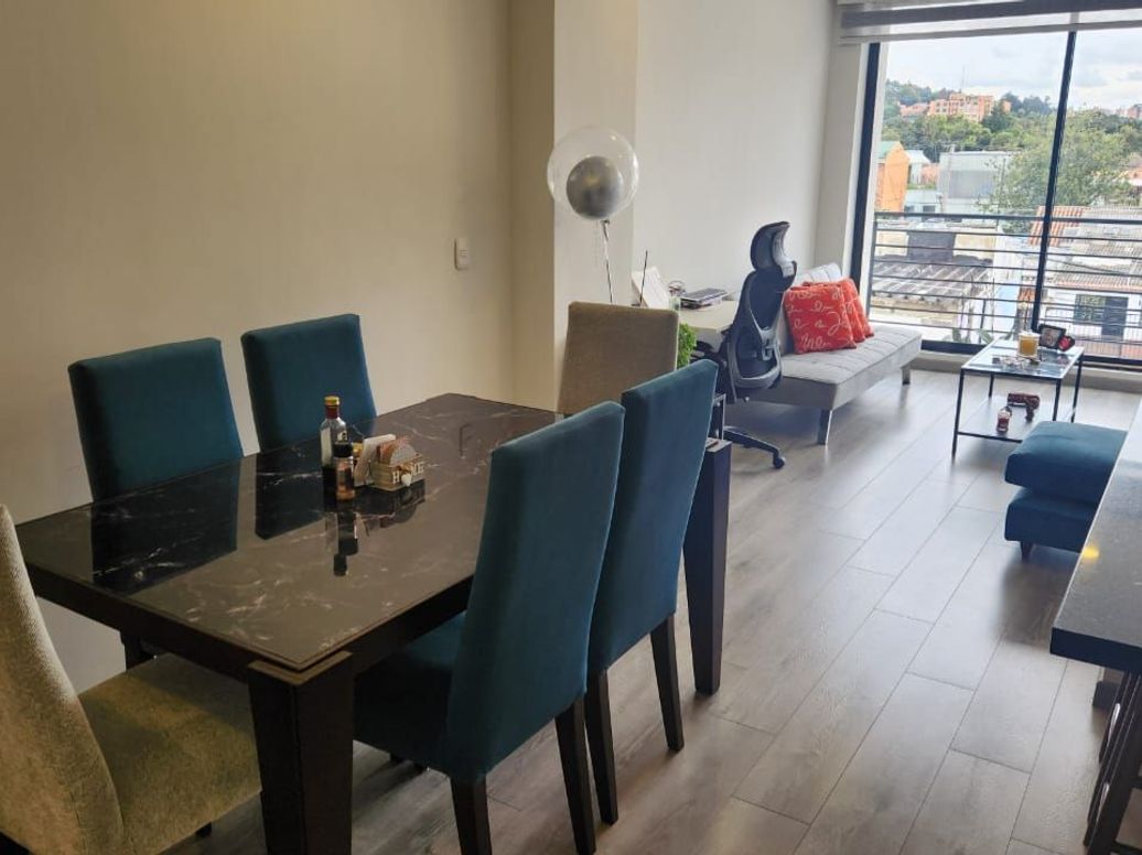 Apartamento de 1 alcoba en venta en Niza Norte, Bogotá, 62 m² · foto 2 de 13