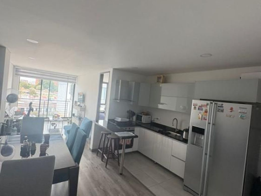 Apartamento de 1 alcoba en venta en Niza Norte, Bogotá, 62 m² · foto 5 de 13