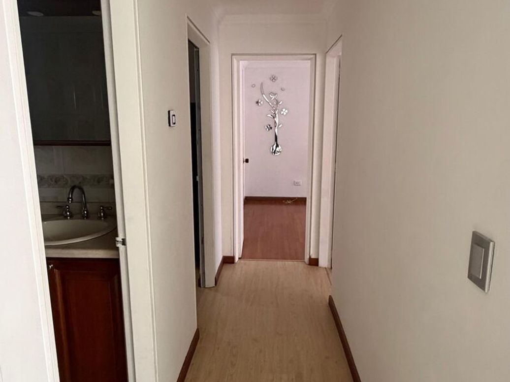 Apartamento de 3 alcobas en venta en Andes Norte, Bogotá, 80 m² · foto 3 de 10
