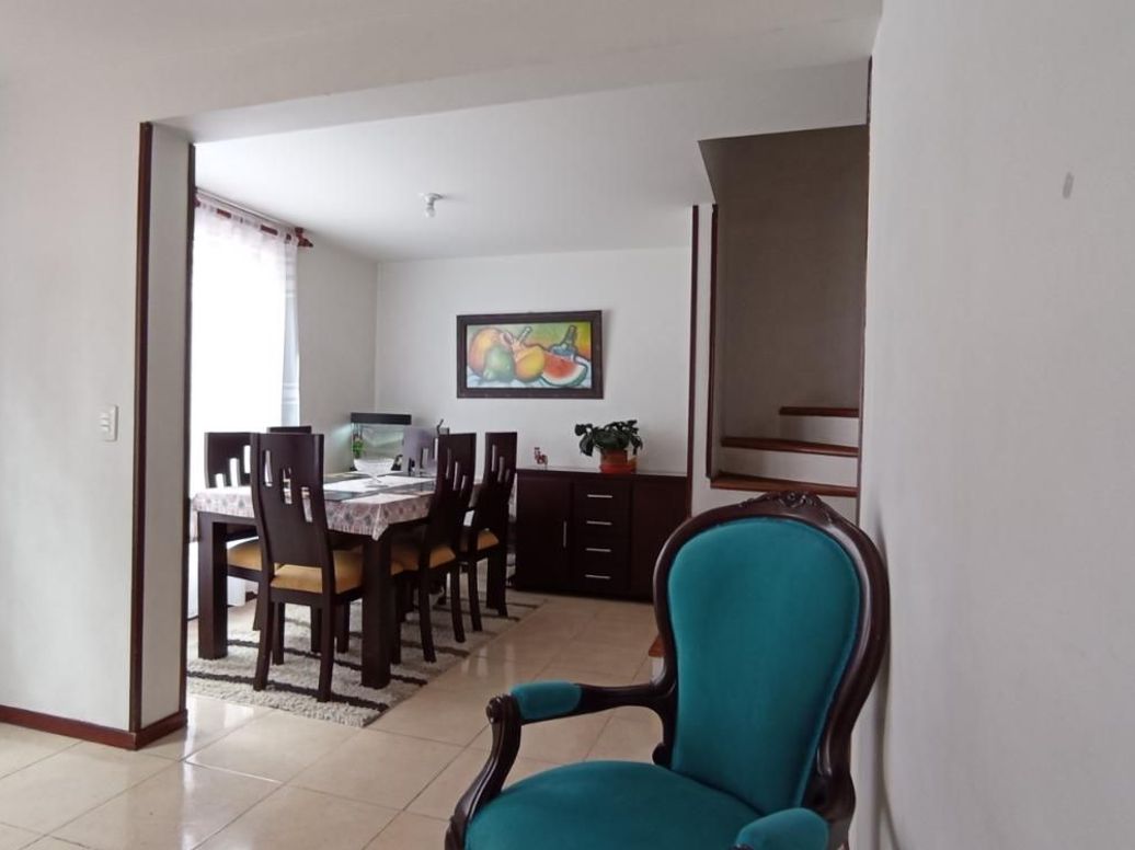 Casa de 4 alcobas en venta en Prado Veraniego Sur, Bogotá, 107 m² · foto 3 de 20