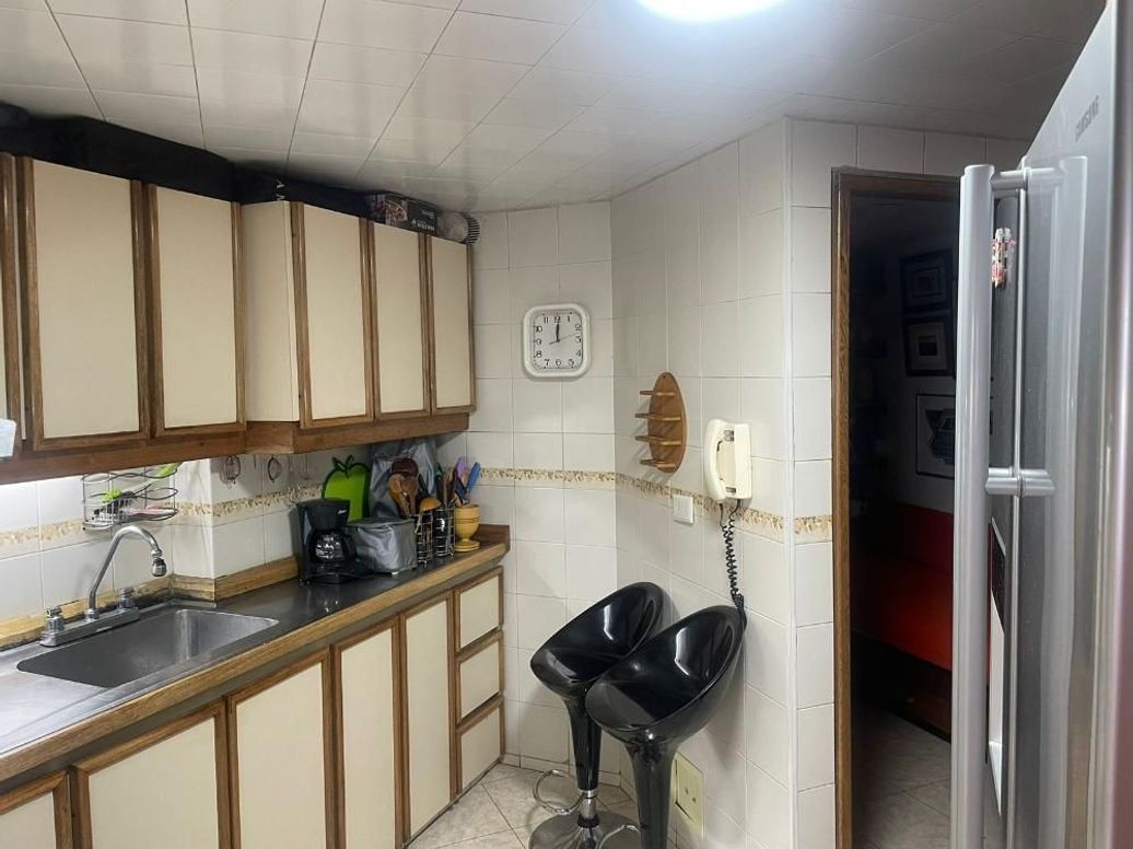 Apartamento de 3 alcobas en venta en Rincon Del Chicó, Bogotá, 128 m² · foto 10 de 14