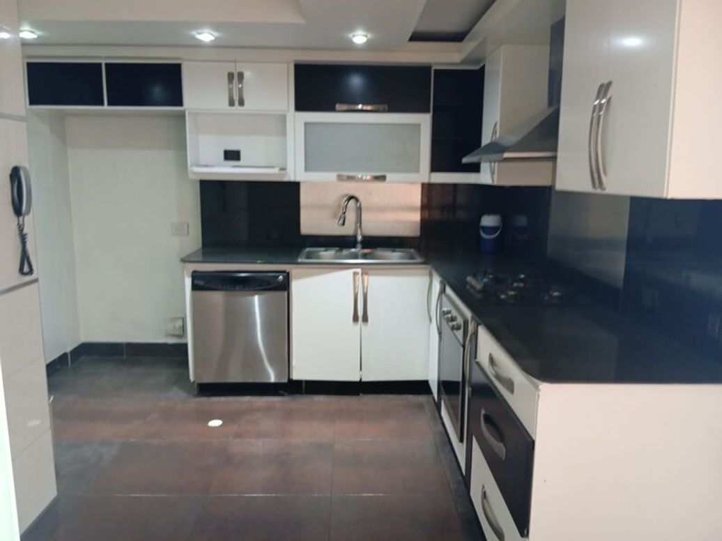 Apartamento de 3 alcobas en venta en Plenitud, Bogotá, 145 m² · foto 2 de 20
