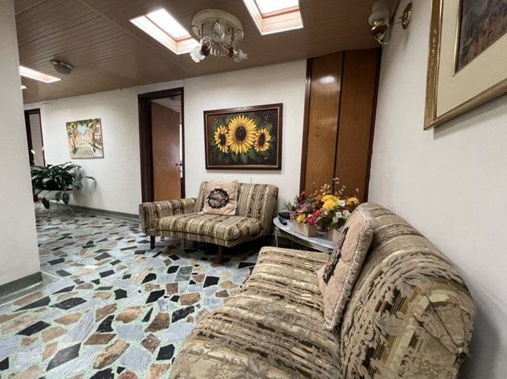 Casa de 5 alcobas en venta en El Salitre, Bogotá, 350 m² · foto 14 de 20