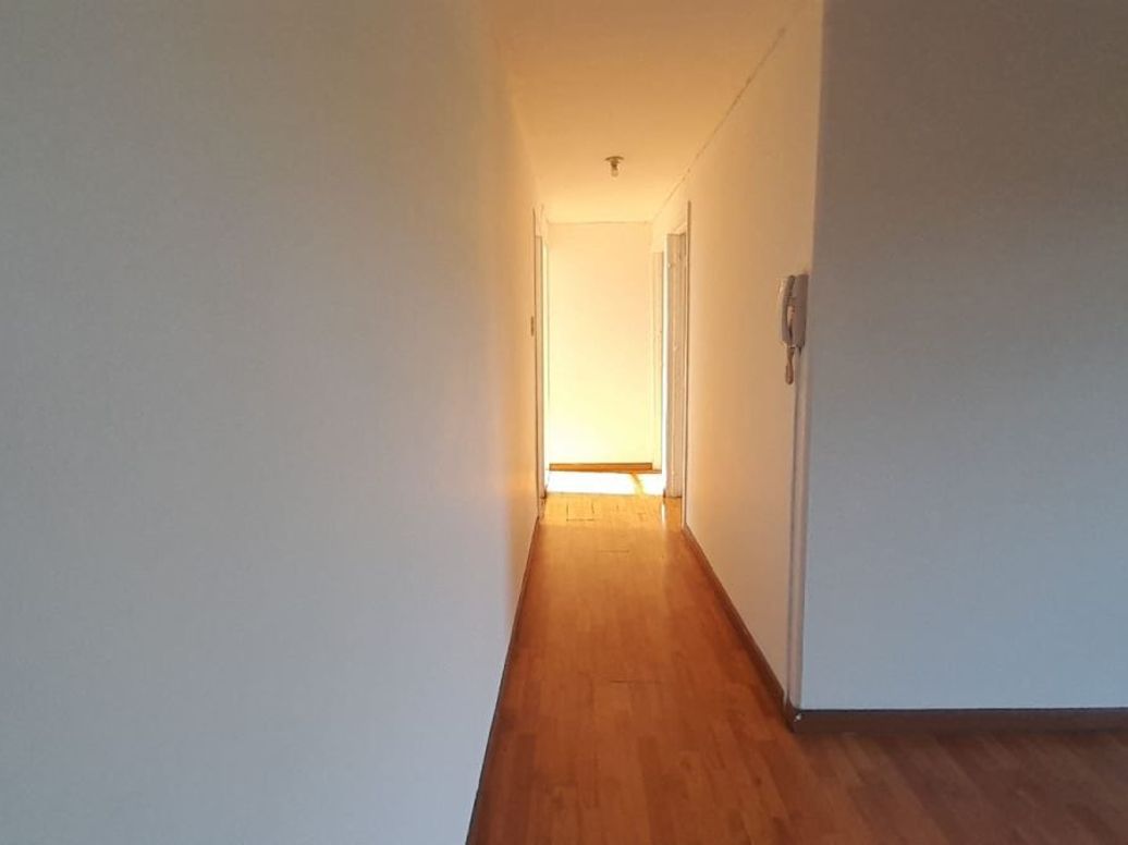 Apartamento de 3 alcobas en venta en Quinta Paredes, Bogotá, 101 m² · foto 3 de 13