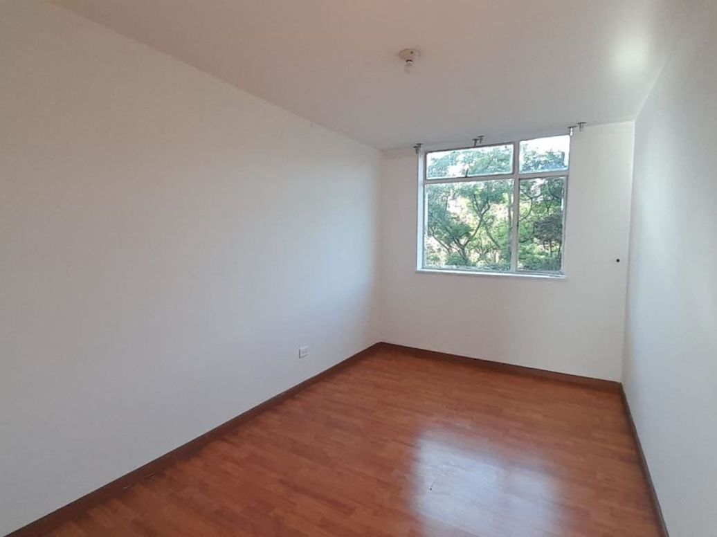 Apartamento de 3 alcobas en venta en Quinta Paredes, Bogotá, 101 m² · foto 6 de 13