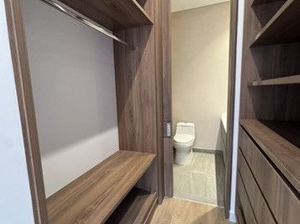 Apartaestudio en venta en Chico Norte Et. Iii, Bogotá, 52 m² · foto 10 de 20