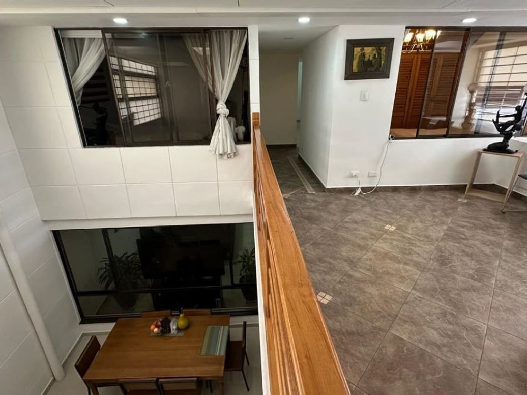 Casa de 4 alcobas en venta en Modelia, Bogotá, 303 m² · foto 18 de 20