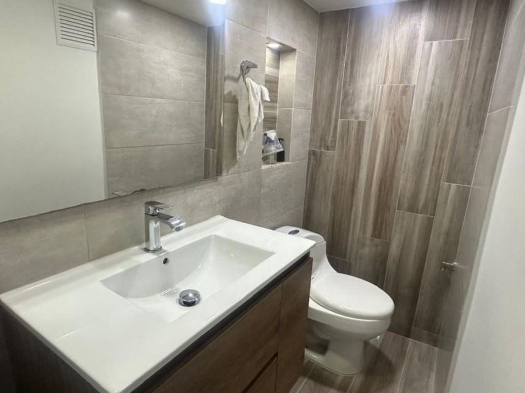 Casa de 4 alcobas en venta en Modelia, Bogotá, 303 m² · foto 9 de 20