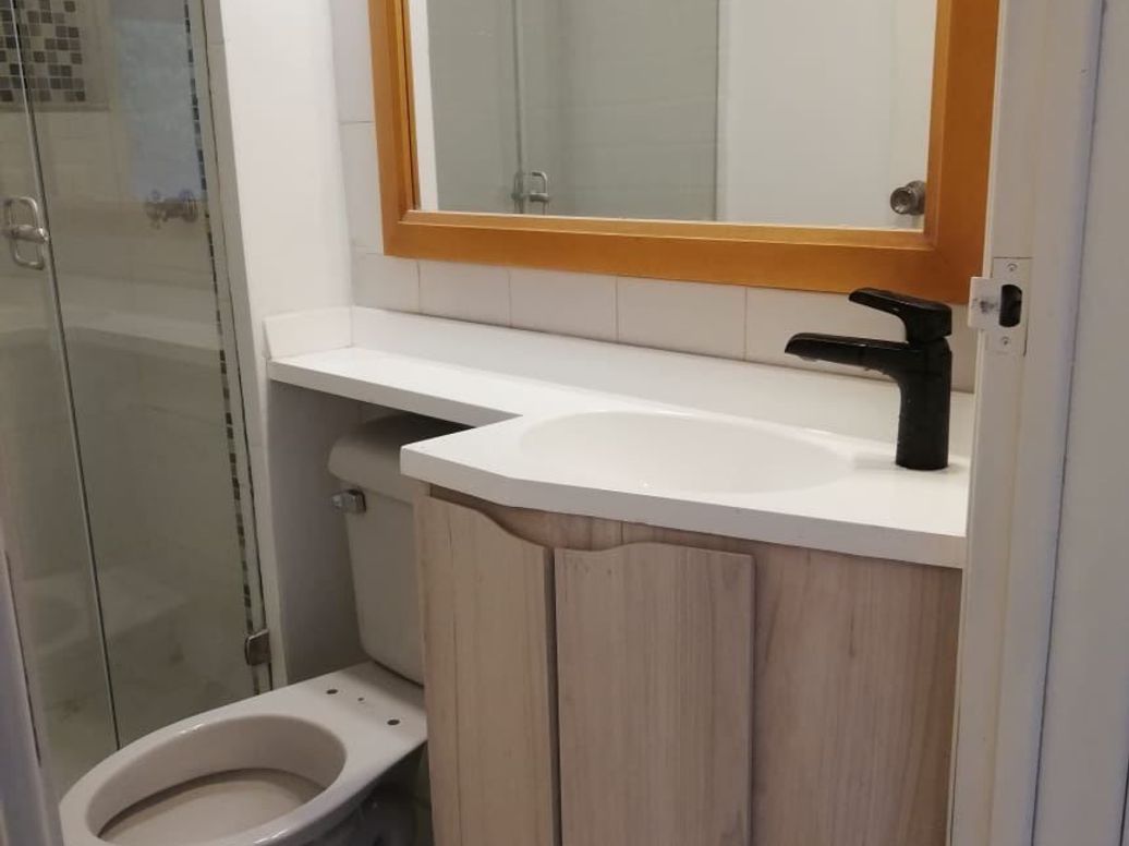Apartamento de 1 alcoba en venta en La Soledad, Bogotá, 31 m² · foto 2 de 12