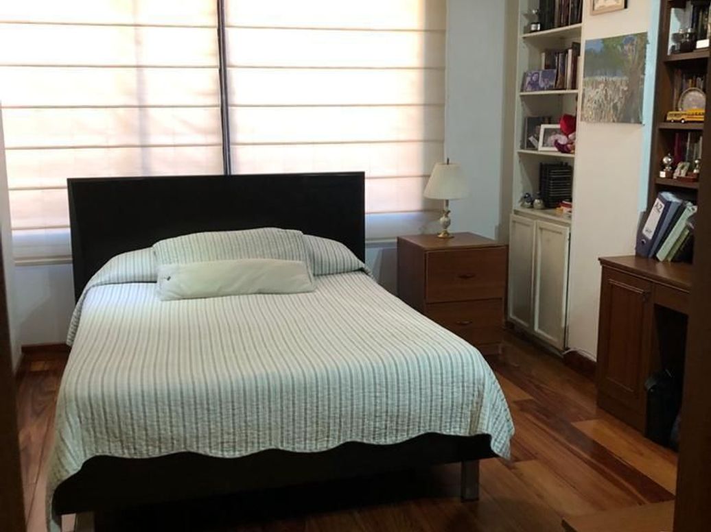 Apartamento de 5 alcobas en venta en La Carolina, Bogotá, 250 m² · foto 7 de 20