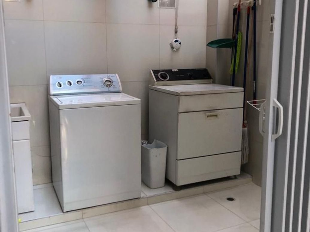 Apartamento de 5 alcobas en venta en La Carolina, Bogotá, 250 m² · foto 12 de 20