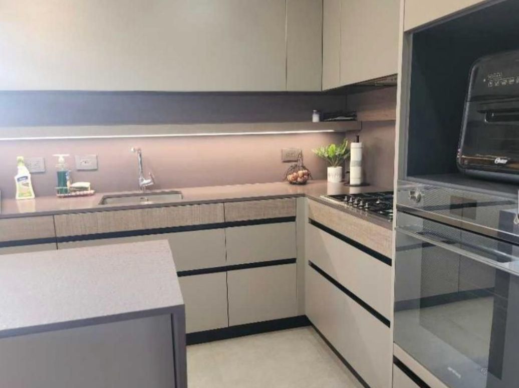 Apartamento de 3 alcobas en venta en El Plan, Bogotá, 147 m² · foto 6 de 20