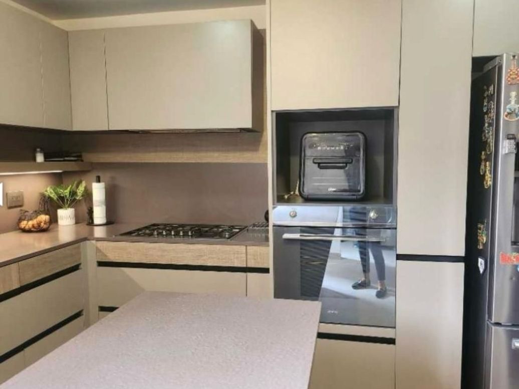 Apartamento de 3 alcobas en venta en El Plan, Bogotá, 147 m² · foto 7 de 20