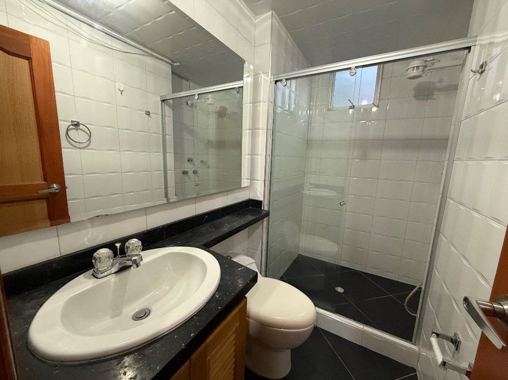 Apartamento de 4 alcobas en venta en Country Club, Bogotá, 180 m² · foto 20 de 20