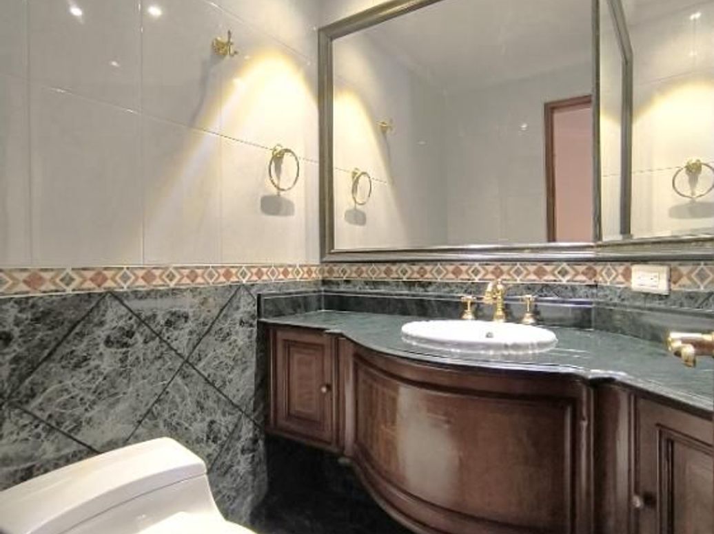 Apartamento de 2 alcobas en venta en Chicó Norte, Bogotá, 150 m² · foto 4 de 14