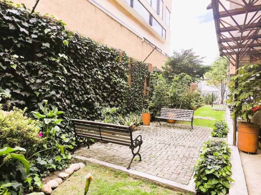 Apartamento de 2 alcobas en venta en Chicó Norte, Bogotá, 150 m² · foto 13 de 14