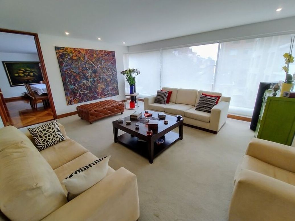 Apartamento de 3 alcobas en venta en Bellavista, Bogotá, 211 m² · foto 4 de 20