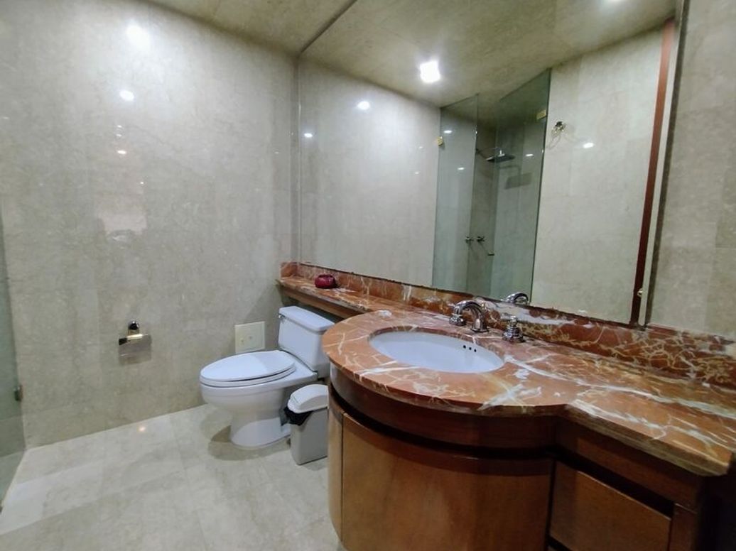 Apartamento de 3 alcobas en venta en Bellavista, Bogotá, 211 m² · foto 17 de 20