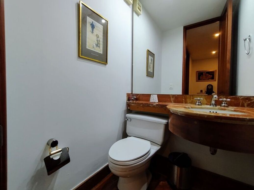 Apartamento de 3 alcobas en venta en Bellavista, Bogotá, 211 m² · foto 13 de 20