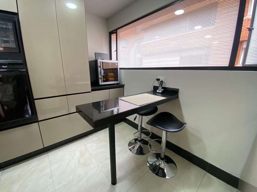 Apartamento de 3 alcobas en venta en Bellavista, Bogotá, 211 m² · foto 10 de 20