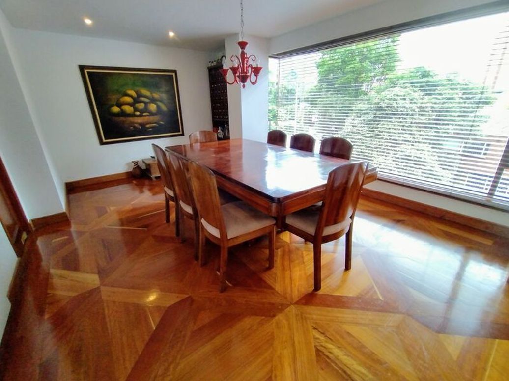 Apartamento de 3 alcobas en venta en Bellavista, Bogotá, 211 m² · foto 5 de 20