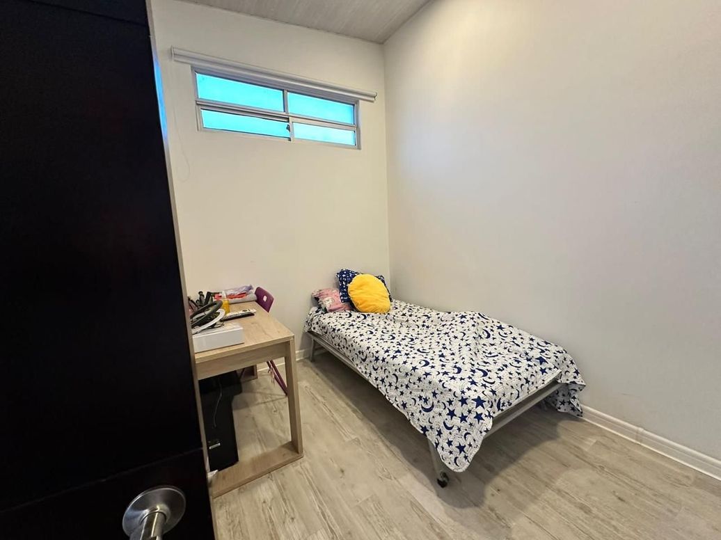 Casa de 4 alcobas en venta en La Esmeralda, Bogotá, 260 m² · foto 15 de 20