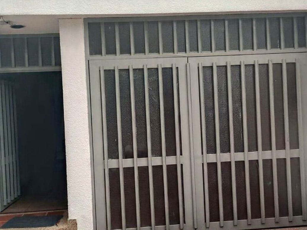 Casa de 10 alcobas en venta en Nuevo Contry, Bogotá, 400 m² · foto 12 de 15