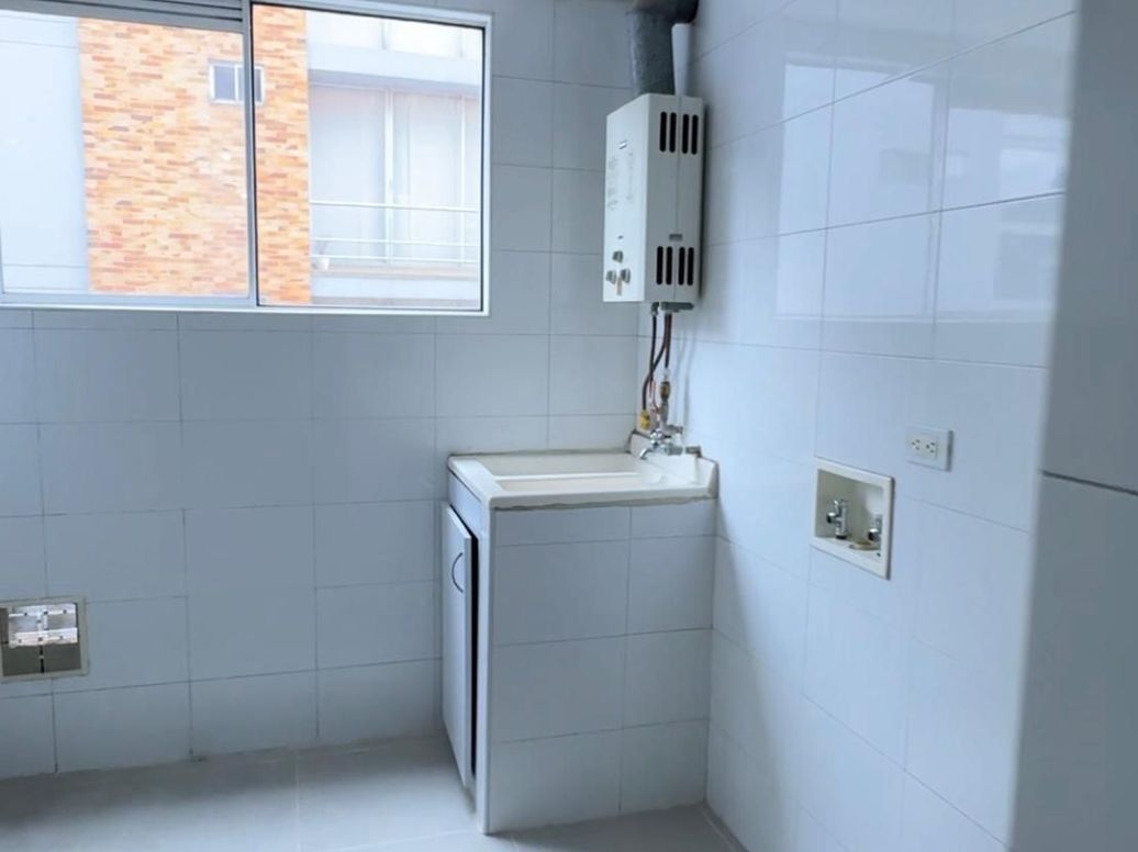 Apartamento de 3 alcobas en venta en Chicó Norte, Bogotá, 120 m² · foto 4 de 16