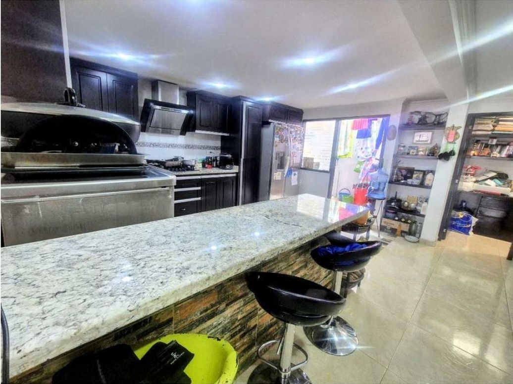 Casa de 4 alcobas en venta en Cedritos, Bogotá, 152 m² · foto 8 de 20