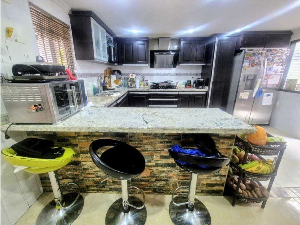 Casa de 4 alcobas en venta en Cedritos, Bogotá, 152 m² · foto 9 de 20