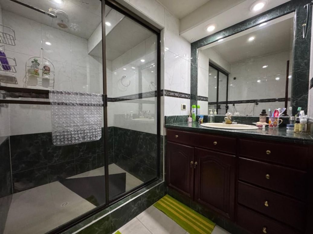 Apartamento de 2 alcobas en venta en Molinos Norte, Bogotá, 164 m² · foto 11 de 20