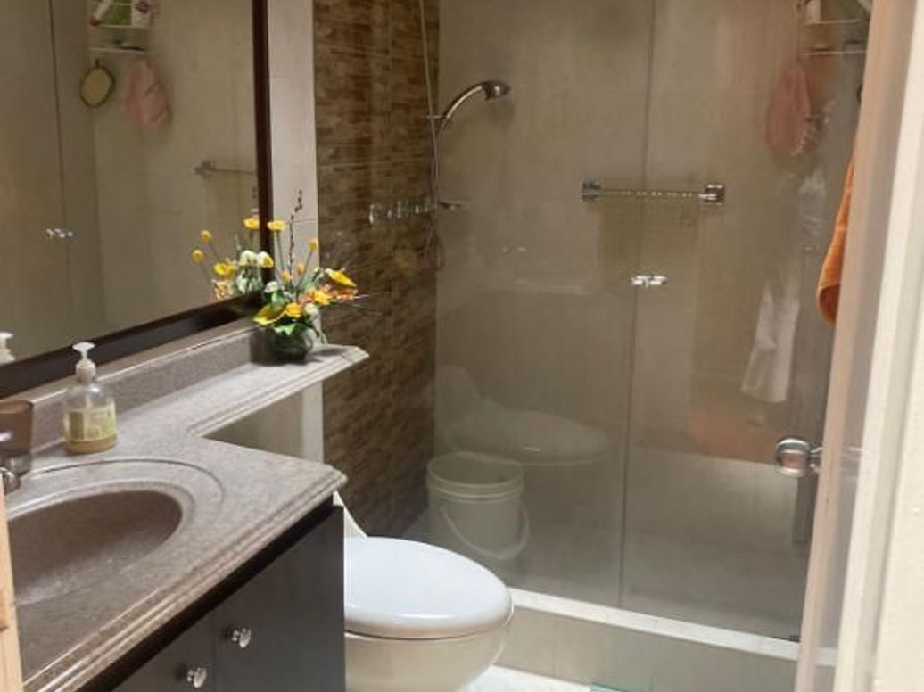 Casa de 4 alcobas en venta en El Contador, Bogotá, 210 m² · foto 15 de 20