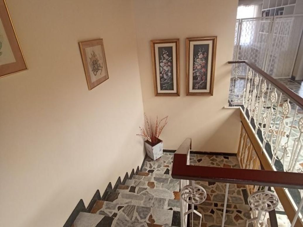 Casa de 4 alcobas en venta en Los Cedritos, Bogotá, 420 m² · foto 8 de 10