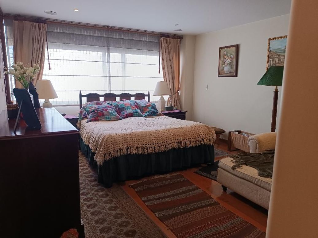 Apartamento de 3 alcobas en venta en Chicó Norte, Bogotá, 187 m² · foto 12 de 20