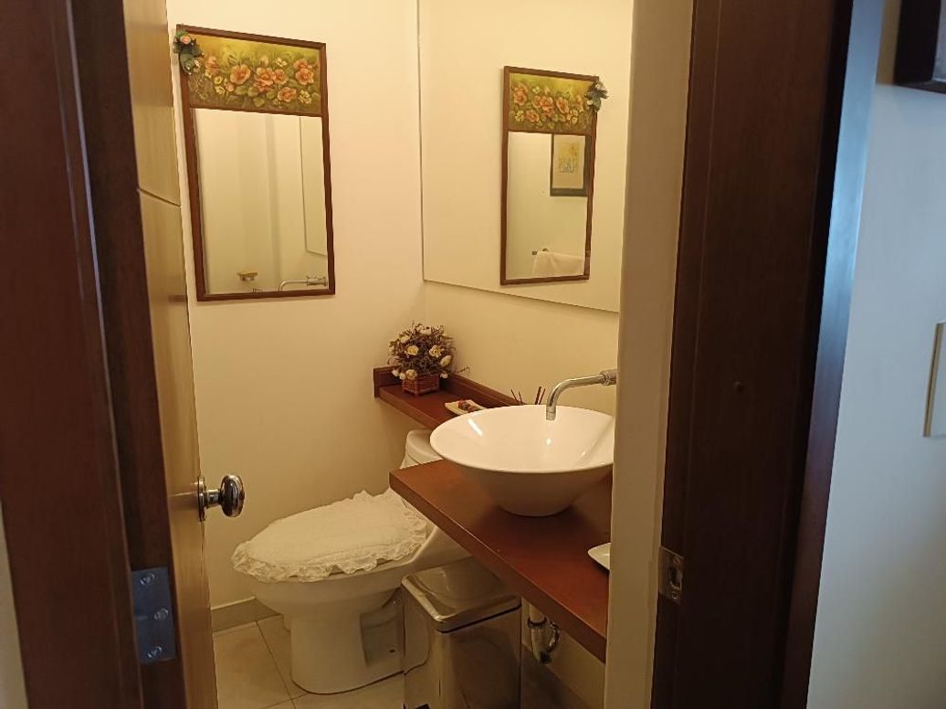 Apartamento de 3 alcobas en venta en Chicó Norte, Bogotá, 187 m² · foto 9 de 20