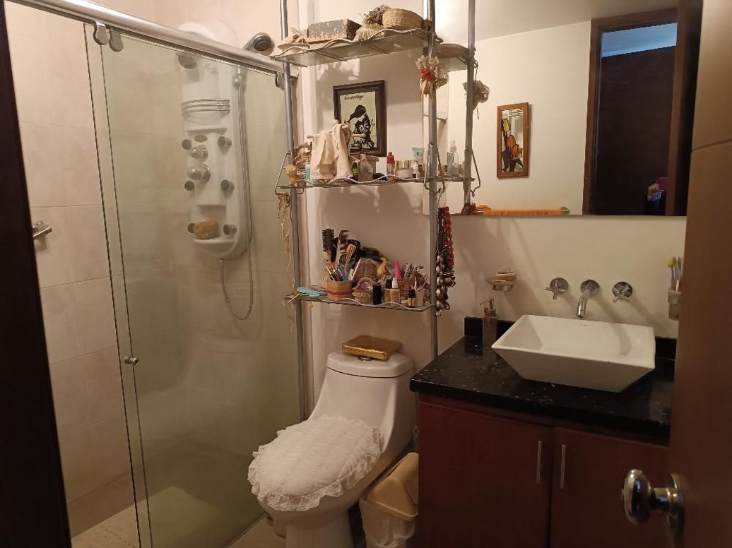 Apartamento de 3 alcobas en venta en Chicó Norte, Bogotá, 187 m² · foto 17 de 20