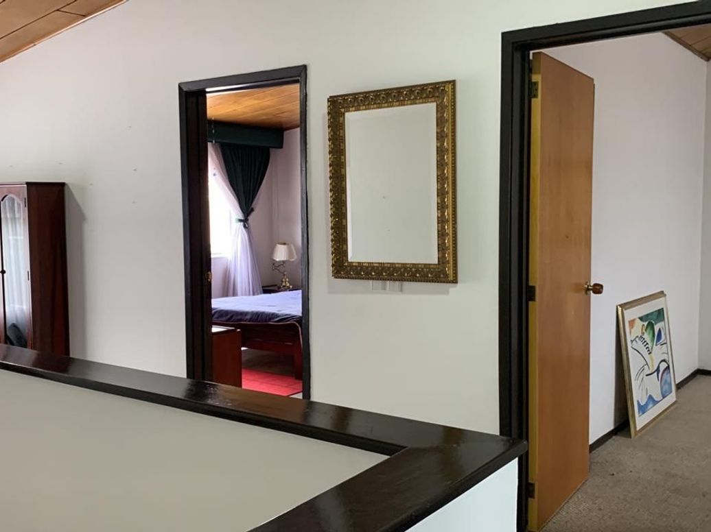 Casa de 6 alcobas en venta en Las Villas, Bogotá, 337 m² · foto 19 de 20